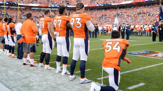 brandon-marshall-national-anthem-protest.jpg